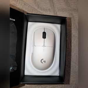 Logitech White PRO 2 LIGHTSPEED Wireless Mouse